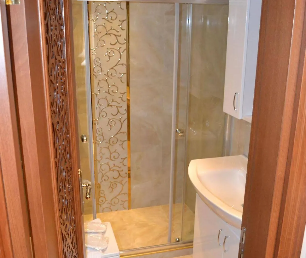 Blue Istanbul Suites 3*,